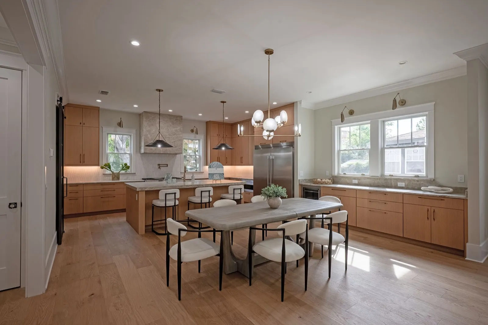 1829 Powell Place — photo 15