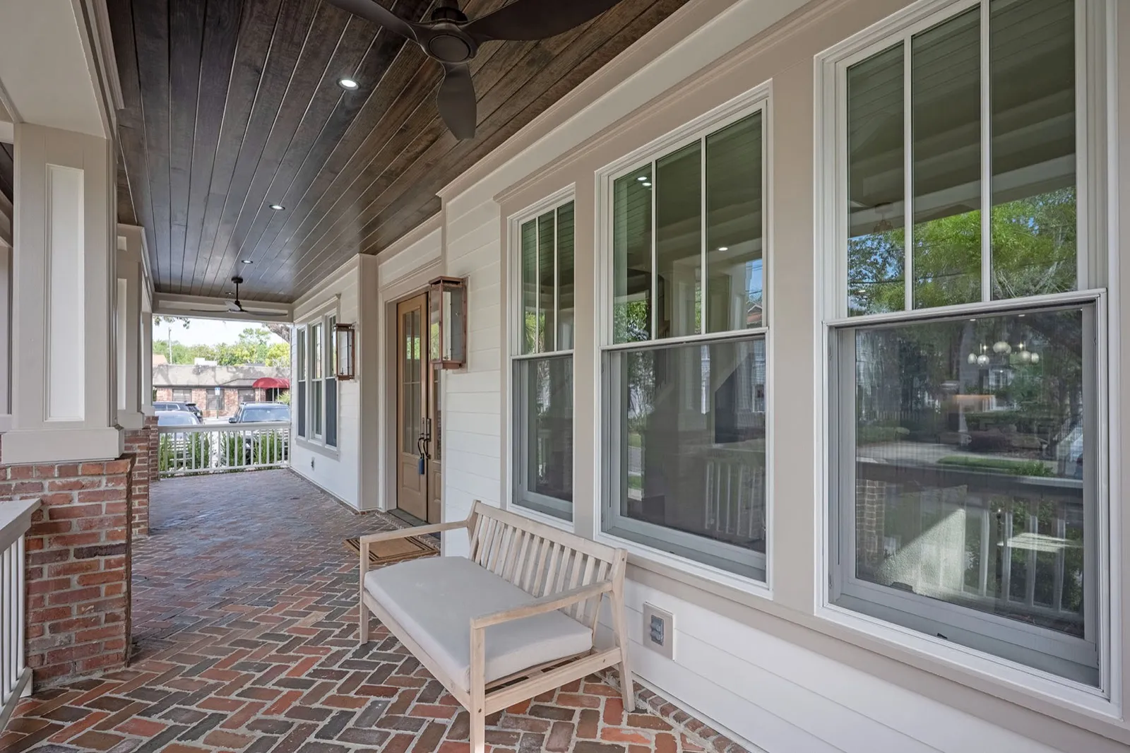 1829 Powell Place — photo 52